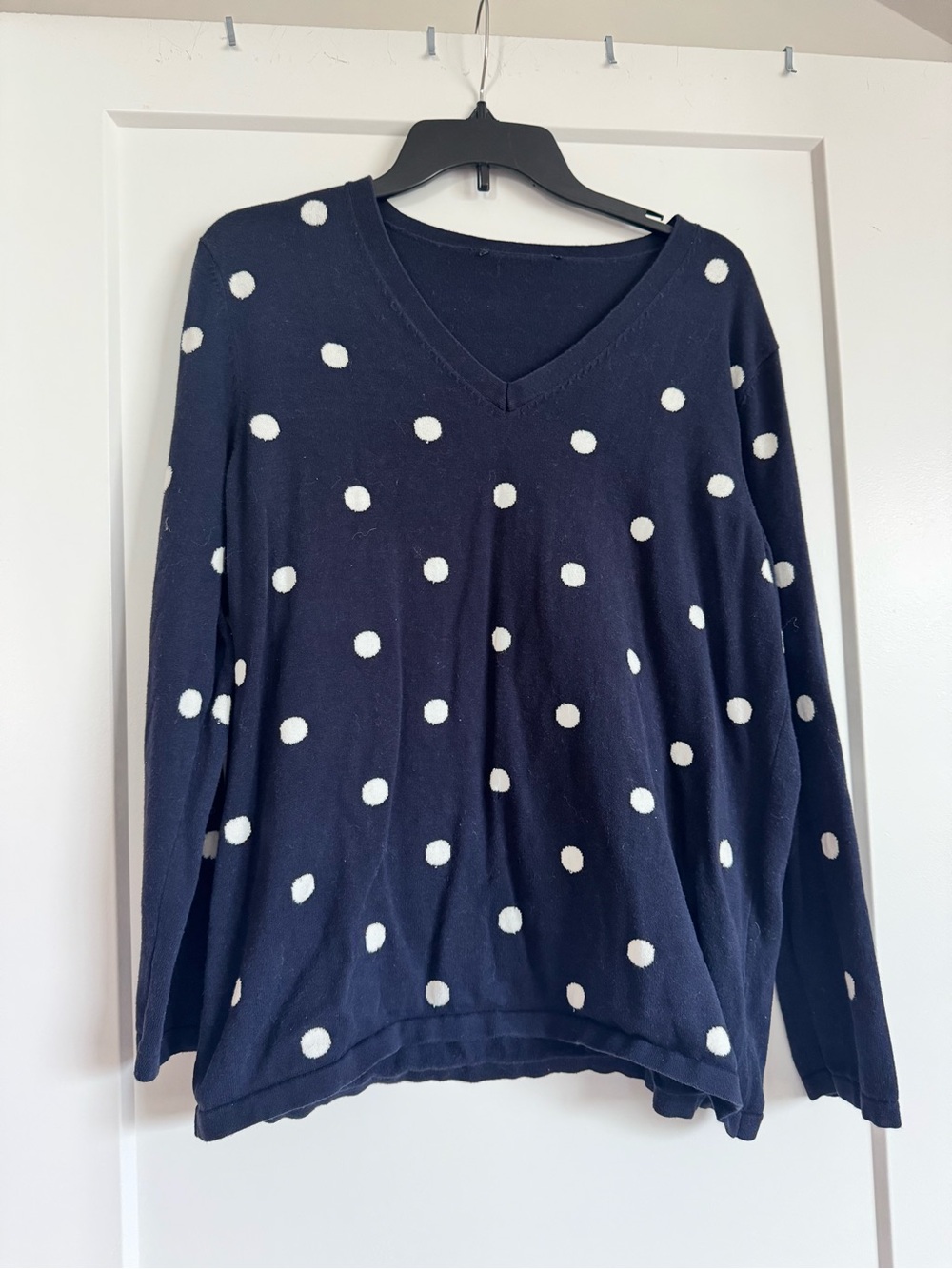 100% Cotton Women's Navy Polka Dot V-Neck Sweater